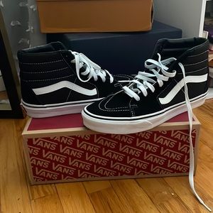 Sk8-Hi Vans